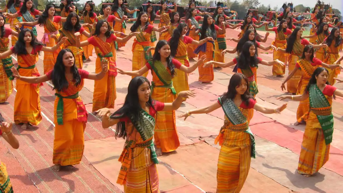 At a Glance: Bagurumba Practice Session Lights Up Sarusajai