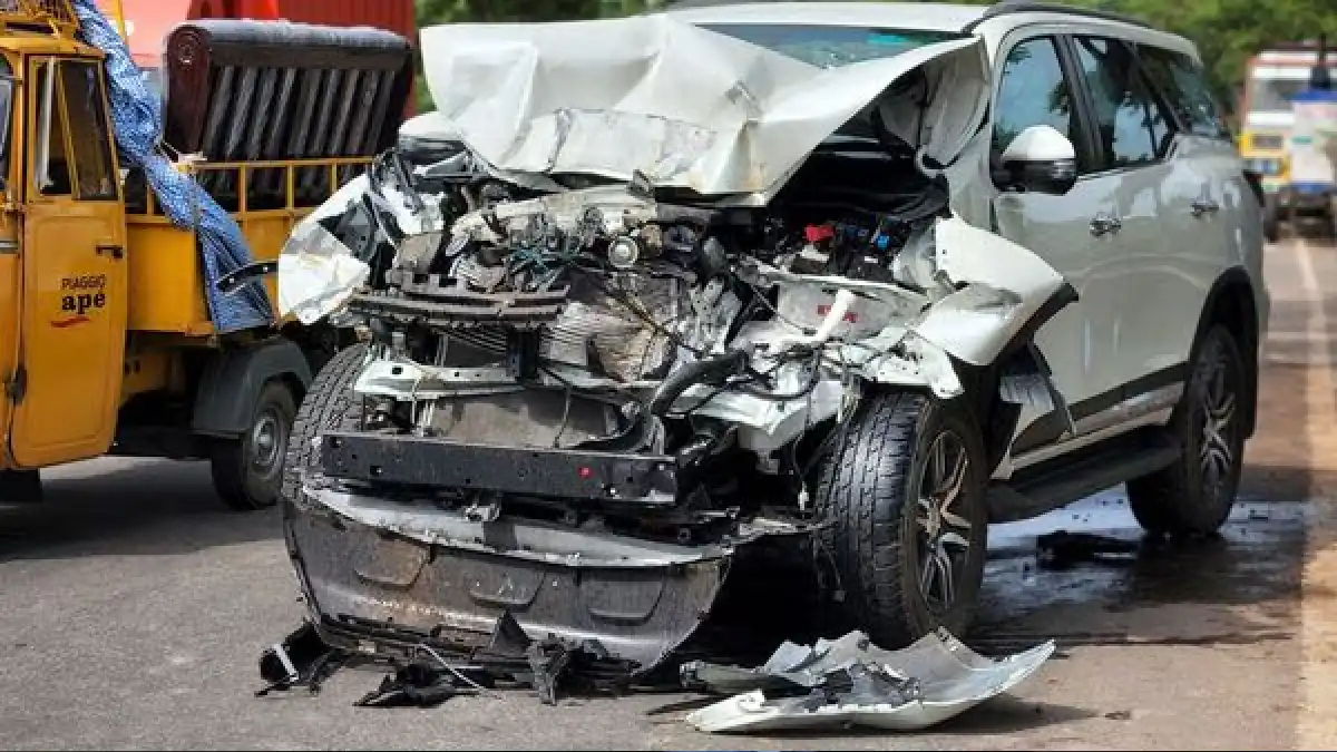 Overspeeding, Poor Signage Linked to Machkhowa Crash; Child Injured