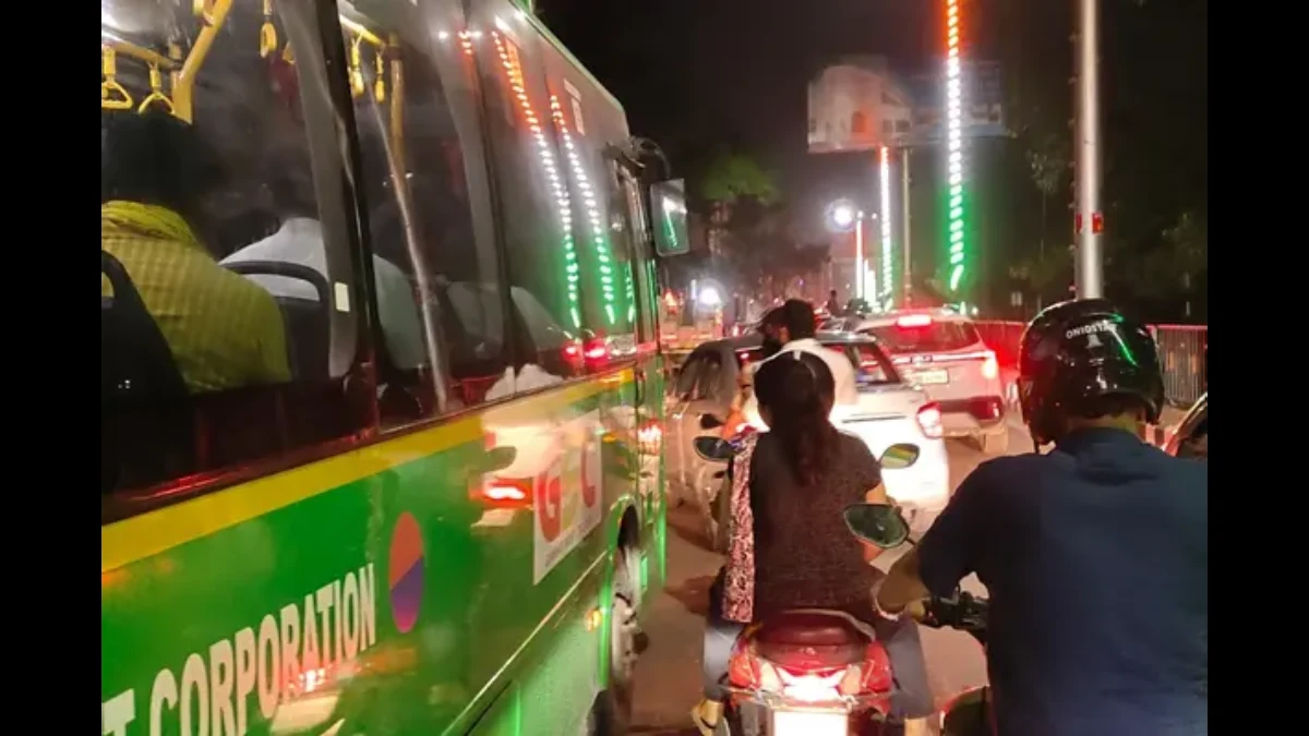 Stuck in Fancy Bazaar: Guwahati’s Daily Traffic Gridlock