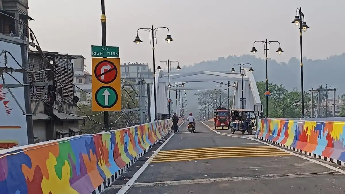 Wrong Turns on New Guwahati Flyover Raise Safety Concerns