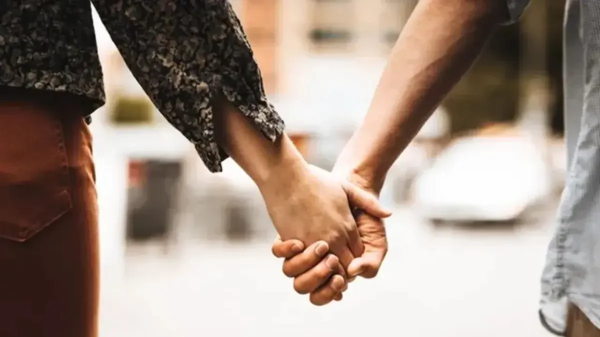 Live-in Couples to Be Counted as Married in Census