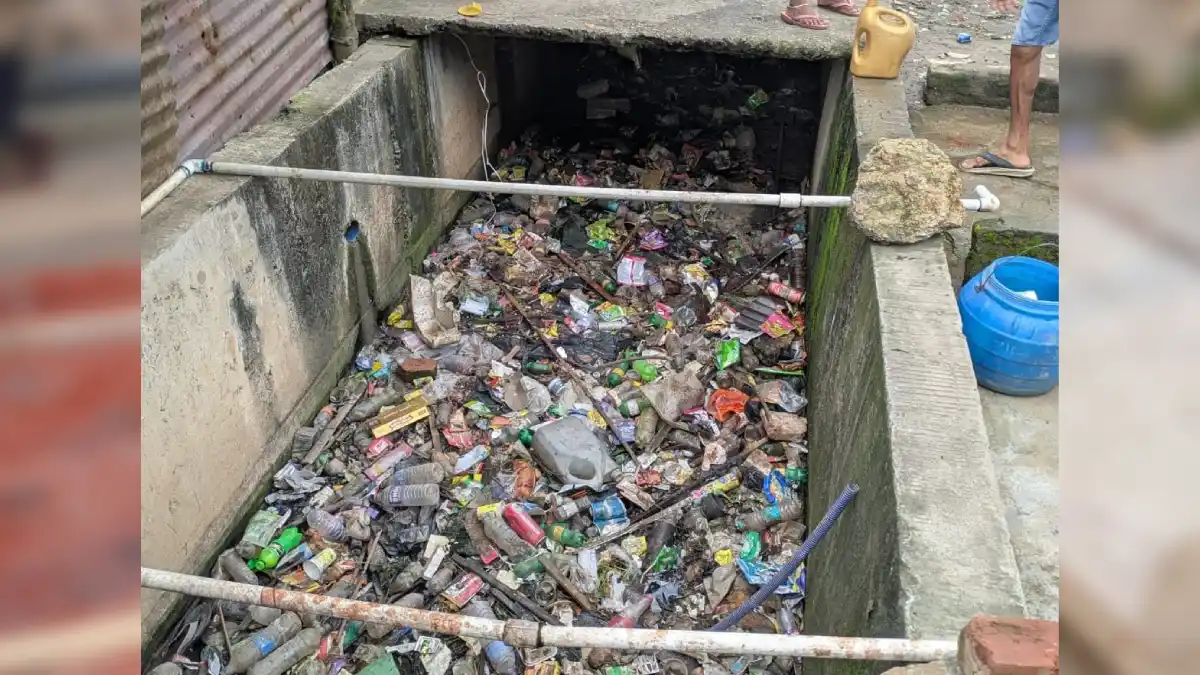 Garbage Crisis in Noonmati Shiv Nagar Raises Health Concerns