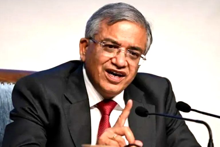 জ্ঞানেশ কুমাৰক অপসাৰণৰ দাবী: তাৎক্ষণিক হস্তক্ষেপত অস্বীকাৰ উচ্চতম ন্যায়ালয়ৰ